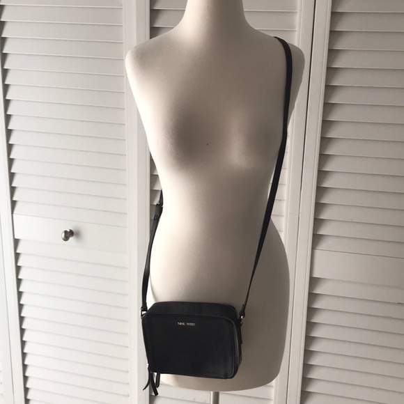 Nine West Handbags - Nine West Black Crossbody